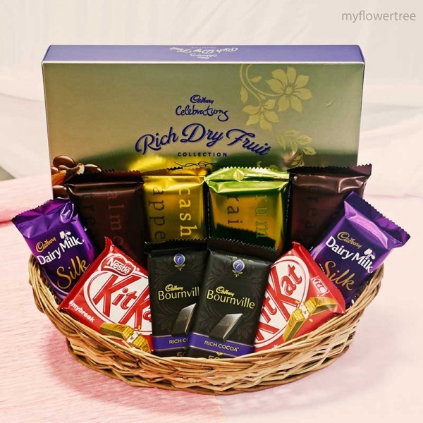 Bulk Personalize Diwali Gift Boxes Navratri Gifts Box Hamper Basket, Sweets Dry Fruits for Employees, Home Office Friends , Family & Relatives, 5Pack