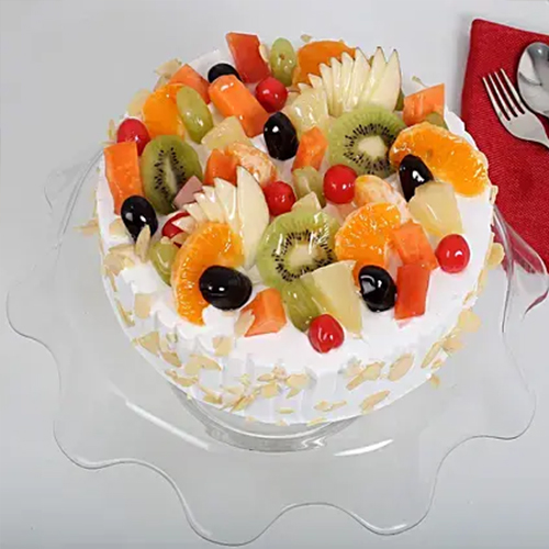 Yummy and Delicious Fresh Fruit Cake Decorating Ideas from New Cake Wala -  recipe on Niftyrecipe.com