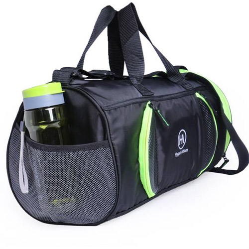 https://d3cif2hu95s88v.cloudfront.net/blog/wp-content/uploads/2021/06/29070459/A-gym-bag-with-compartments.jpg