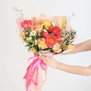 Gift-Them-Flower-Bouquets