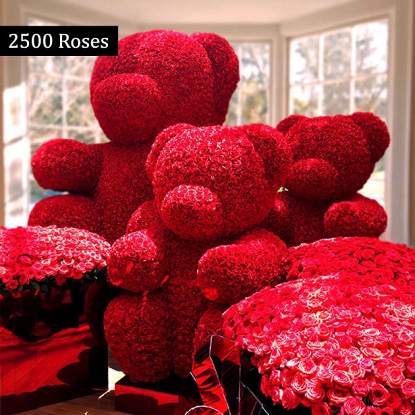 2500 Red Roses Special Arranged in the Shape of Teddy