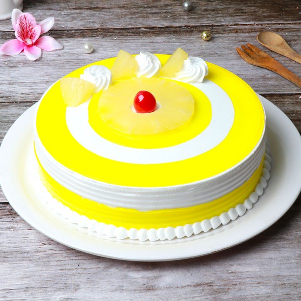 Half Pineapple Cream Round Shape Cake