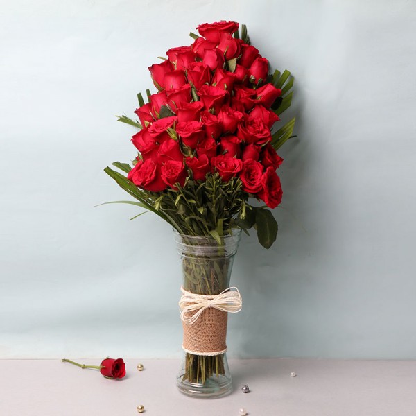 40 long-stemmed Red Roses in Glass Vase