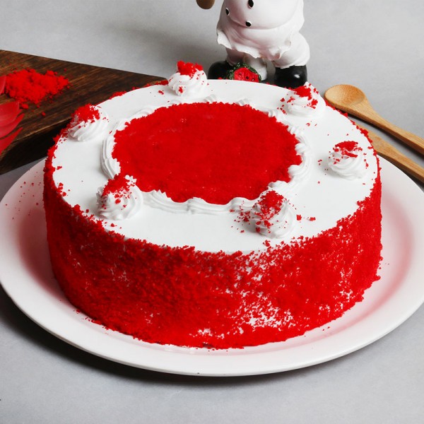 Round Red Velvet Cream Cake