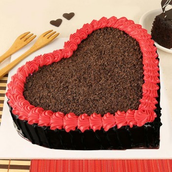 Half Kg Heart Shape Designer Chocolate Cake