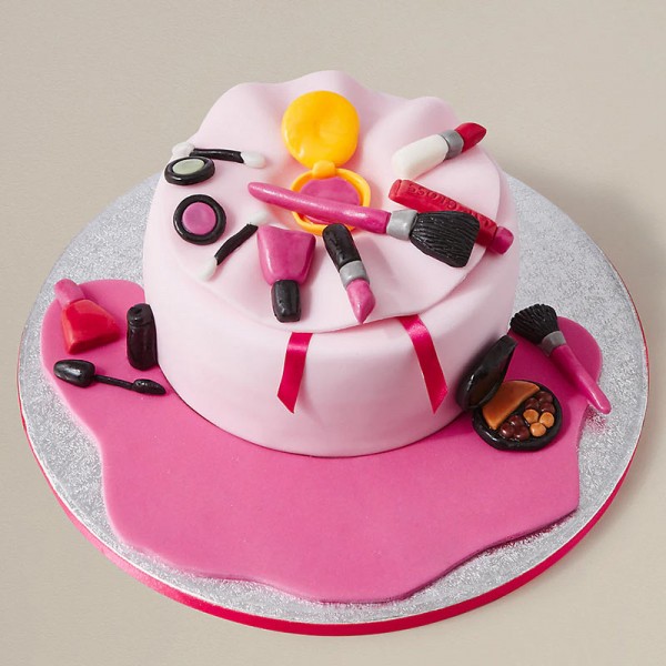 Make Up Artist Birthday Cake