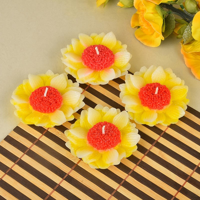 Set of 4 Flower Shape Candle 