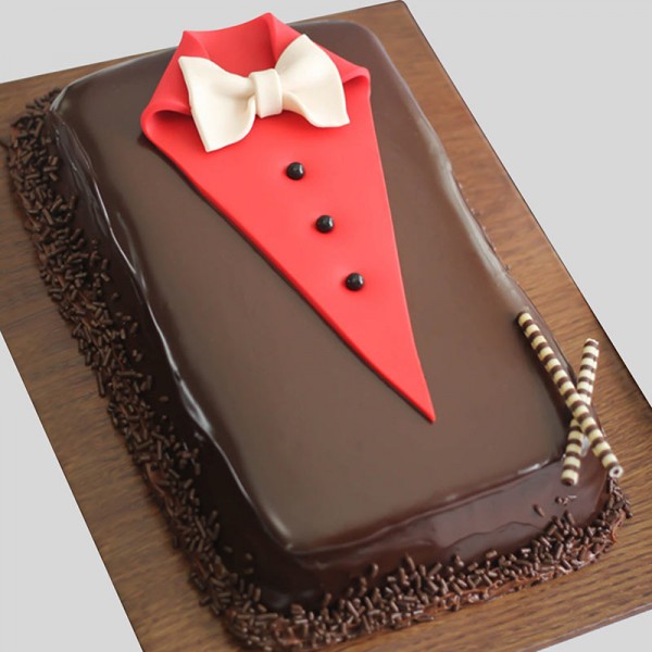 2 Kg Fondant Chocolate Cake for Men