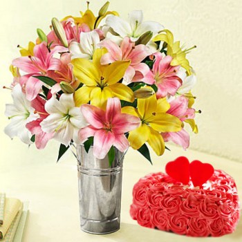  7 Assorted Asiatic Lilies with 1 Kg Heart Shape Vanilla Rose Cake in a Vase