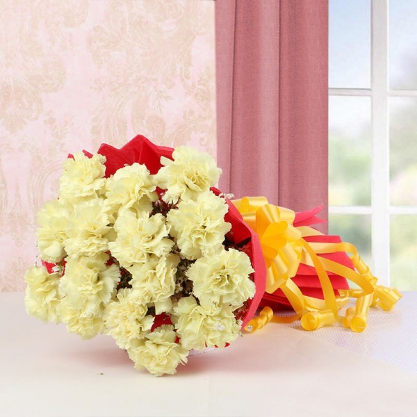 15 Yellow Carnations with Red Paper Packing