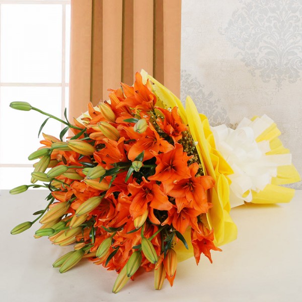 10 Asiatic Orange Lilies in Yellow Paper