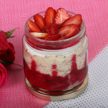 One Strawberry Cake in a Jar