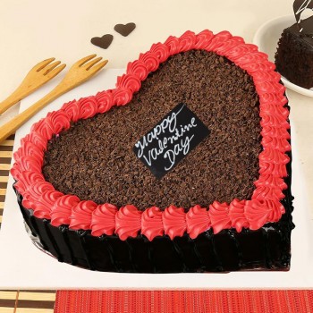 Half Kg Heart Shape Chocolate Cake for Valentines Day