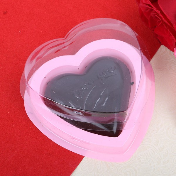 1 Heart-shaped Milk Chocolates