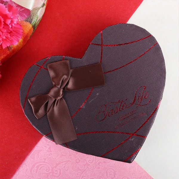 Heart Shape Chocolate Box