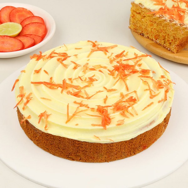 Half Kg Carrot Dry Cake Topped with Cheese