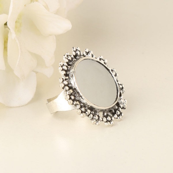 Mirror Embeded Ring
