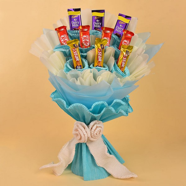 Bouquet of 10 Mixed Chocolates (Kitkat,Five Star and Dairy Milk Chocolate)