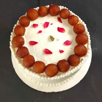 Gulab Jamun Vanilla Fusion Cake