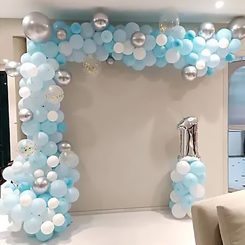 Blue and White Balloon Decor