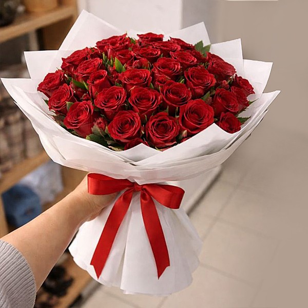 54 Roses 50 Roses - MyFlowerTree