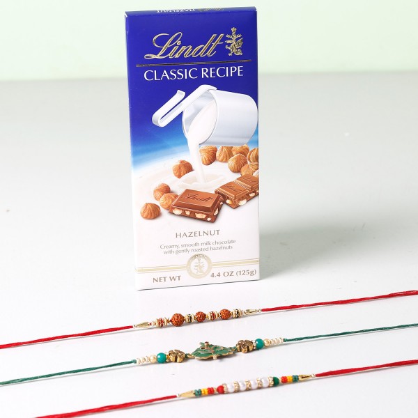 Pleasing Rakhi And Almonds Combo
