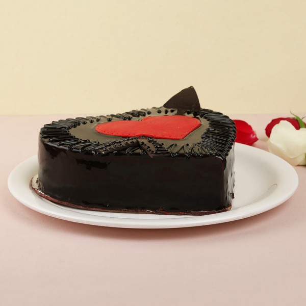 Heart Shaped Arrow Cake