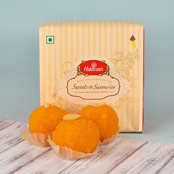 Divine Motichoor Laddoo Treat