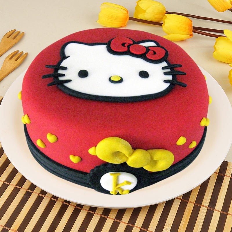1 Kg Kitty Designer Chocolate Fondant Cake