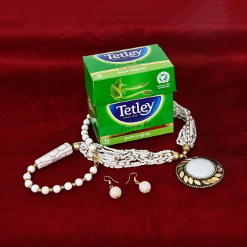 White Color Stone Necklace with Green Tea Pack