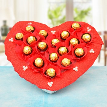 Heart-Shaped 16 pcs Ferrero Rocher Chocolate Bouquet