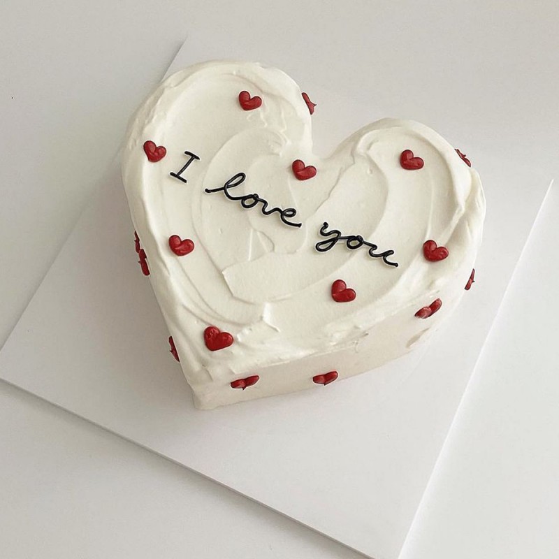 Heart Shape Vanilla Cake