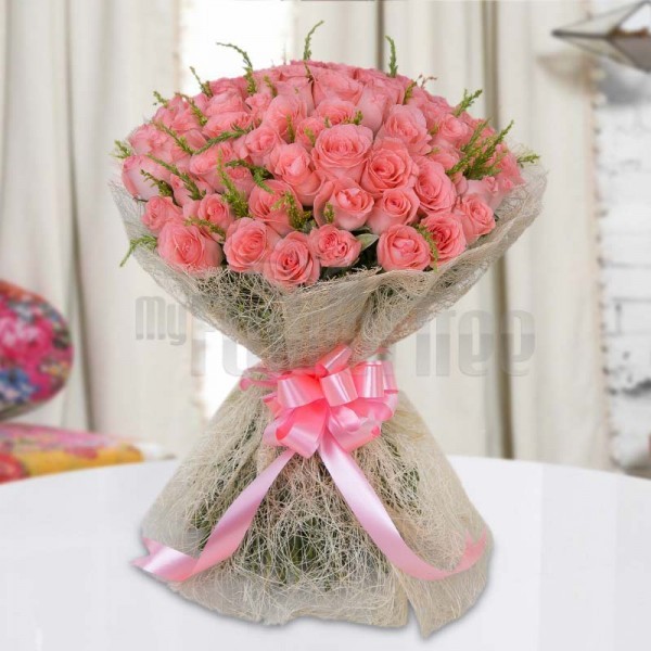 100 Pink Roses in Paper Packing
