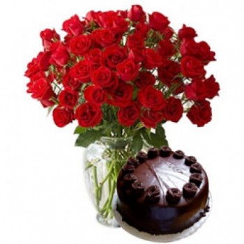 50 Red Roses with Dark Chocolate Cake (Half kg) in a Glass Vase