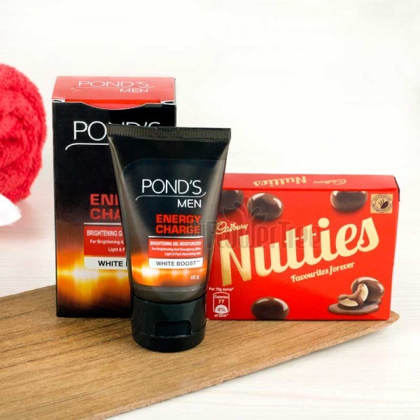 Ponds Face Wash with Nutty Bites