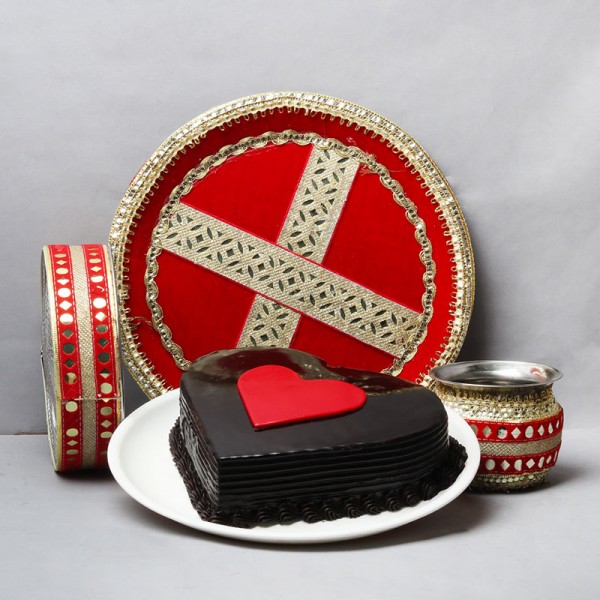 Delicious Karwa Gift Hamper