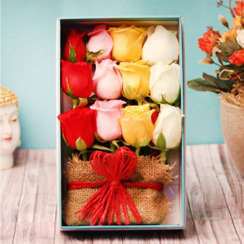 12 Mixed Roses Arrangement in MFT Signature Box