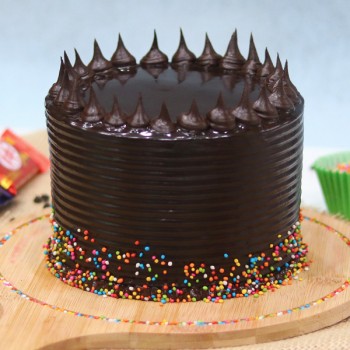 Half Kg Designer Chocolate Cream Tall Cake