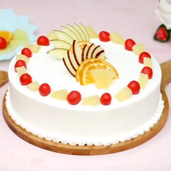 Half Kg Vanilla Fruit Cake