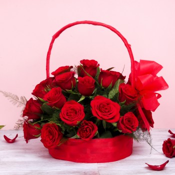 30 Red Roses in a Basket