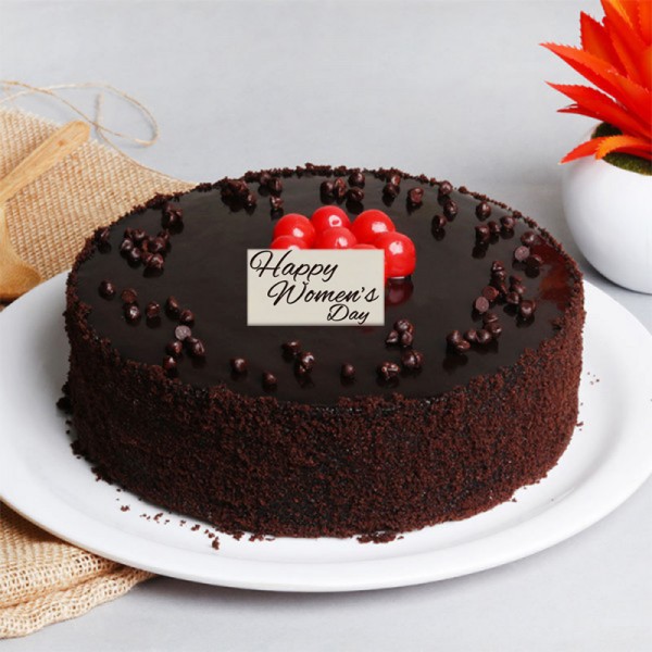 Half Kg Chocolate Truffle Cake for Womens Day