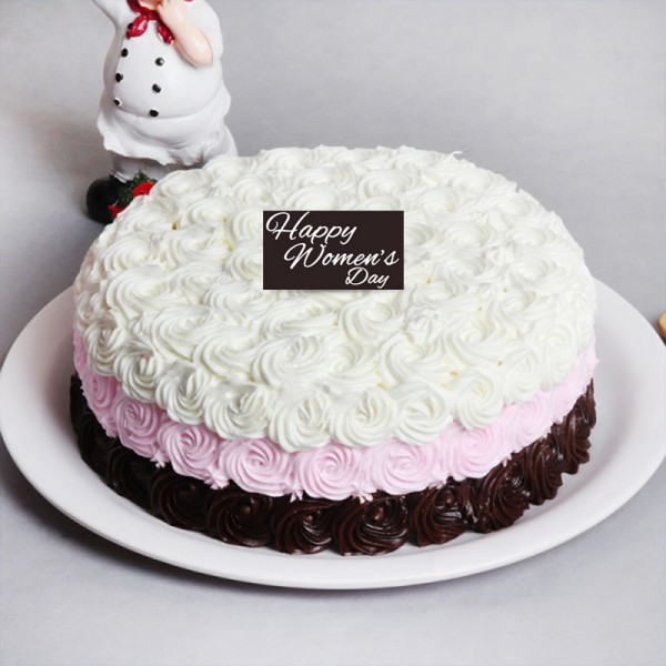 Half Kg Designer Vanilla Rose Cake for Womens Day