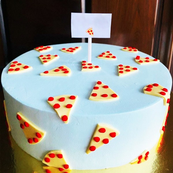 Pizza birthday cake recipe - Kidspot