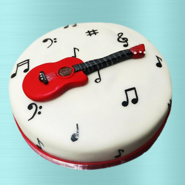 One Kg Guitar Theme Fondant Cake