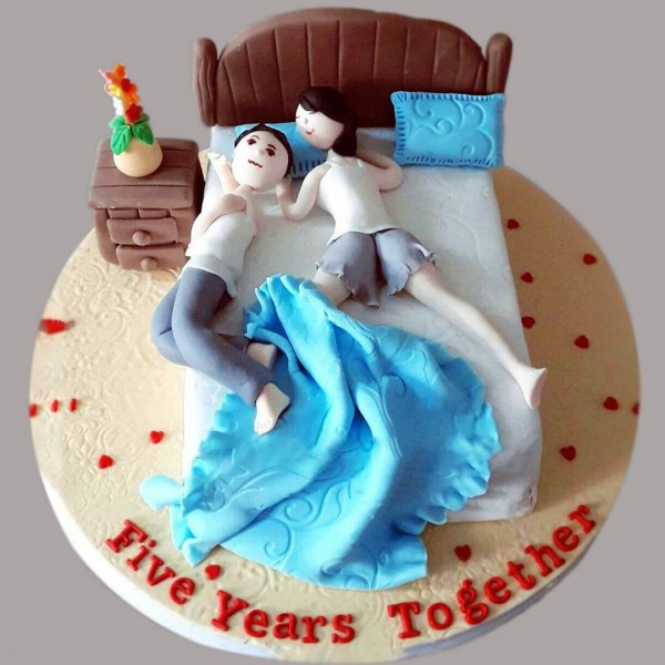 Order Rosylicious Anniversary Cake Online Price Rs3800  FlowerAura