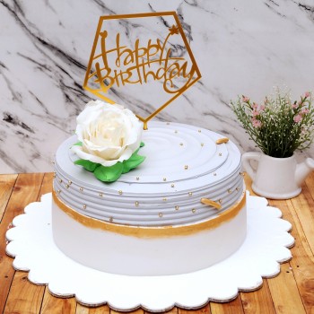 Beautiful Vanilla Photo Cake