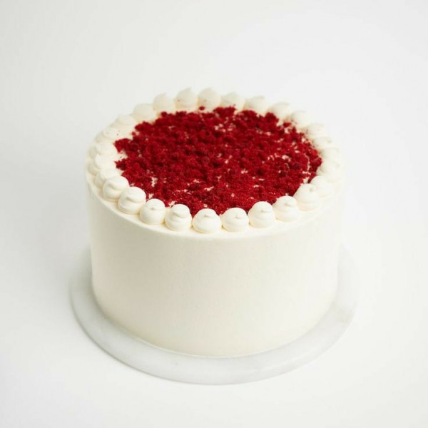 Half Kg Eggless Red Velvet Cake