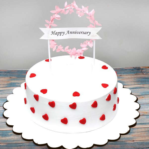 Happy Anniversary Vanilla Cake
