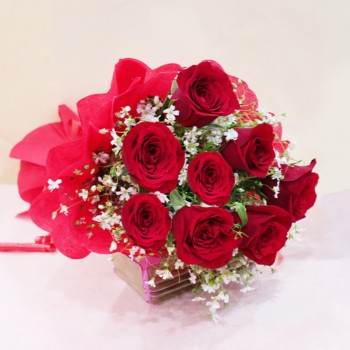 8 Red Roses