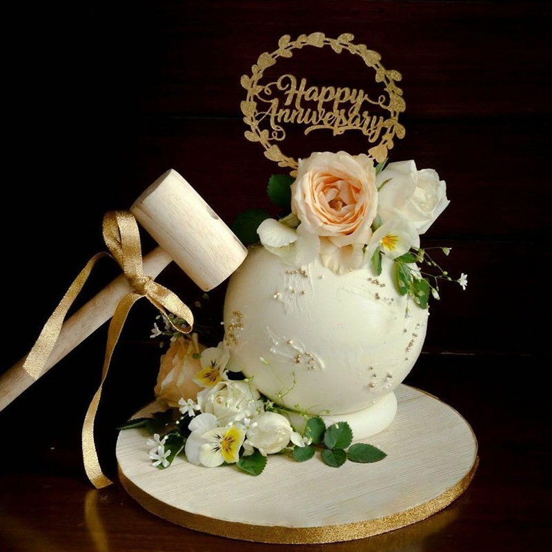 Pinata Cake for Anniversary